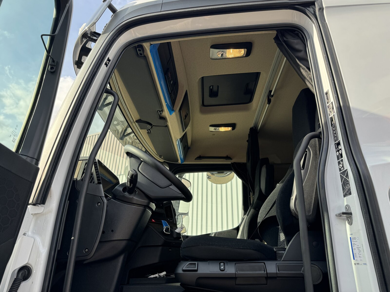 Mercedes-Benz Actros 2545 L 6x2 Actros 2545 L 6x2, Lenk-/Liftachse, MultimediaCockpit - Važiuoklės sunkvežimis: foto 3 Mercedes-Benz Actros 2545 L 6x2 Actros 2545 L 6x2, Lenk-/Liftachse, MultimediaCockpit - Važiuoklės sunkvežimis: foto 3