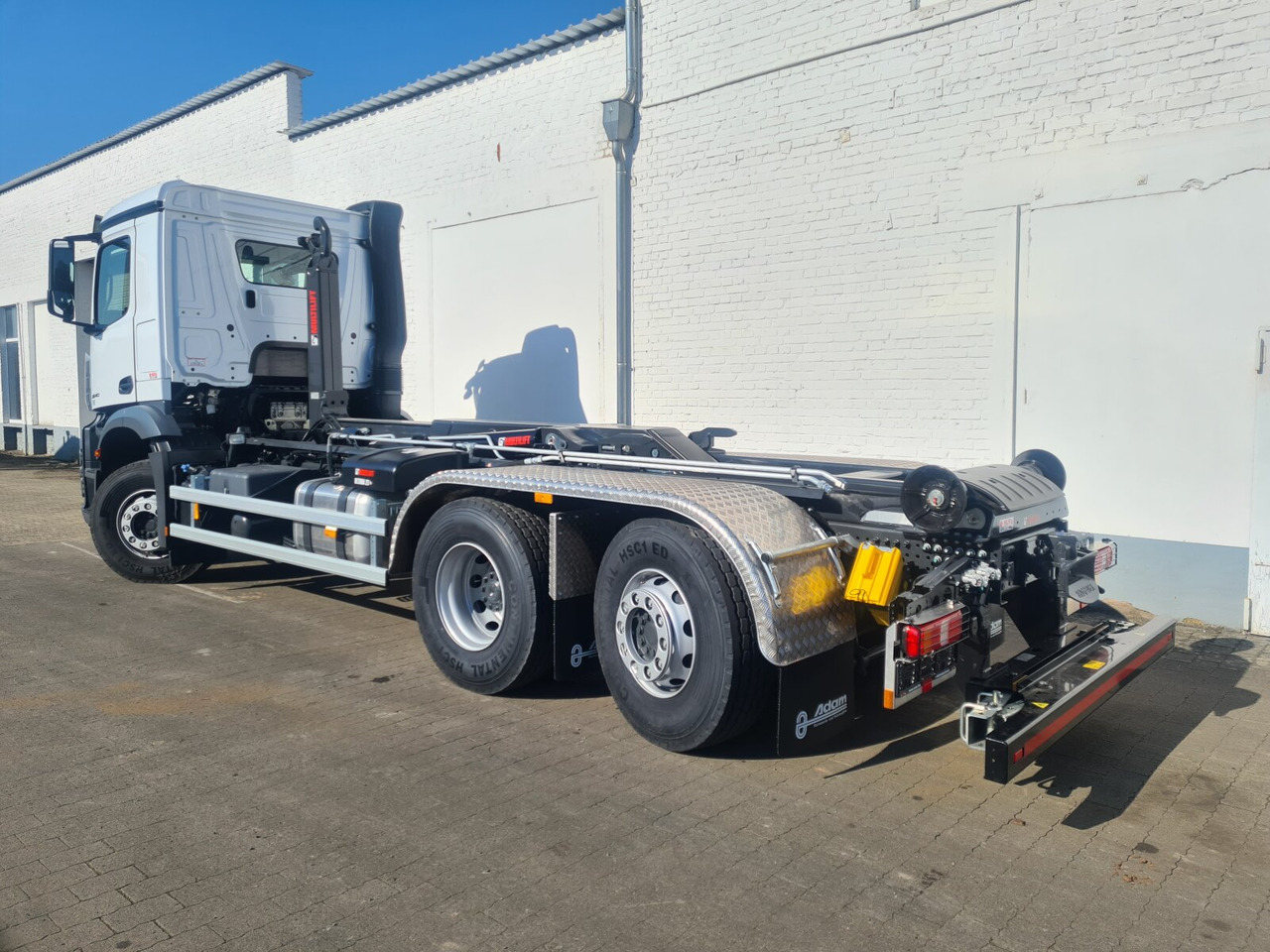Mercedes-Benz Actros 2545 L 6x2 Actros 2545 L 6x2, Retarder, Lenk-/Liftachse, MirrorCam, MultimediaCockpit, Navi - Hook-lift sunkvežimis: foto 3 Mercedes-Benz Actros 2545 L 6x2 Actros 2545 L 6x2, Retarder, Lenk-/Liftachse, MirrorCam, MultimediaCockpit, Navi - Hook-lift sunkvežimis: foto 3