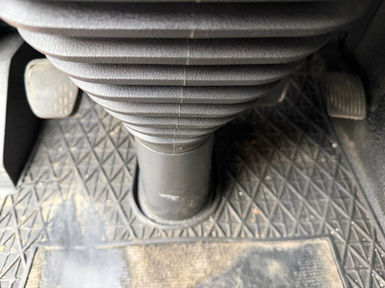 Mercedes-Benz Actros 2641 6x4 Actros 2641 6x4 - Hook-lift sunkvežimis: foto 5 Mercedes-Benz Actros 2641 6x4 Actros 2641 6x4 - Hook-lift sunkvežimis: foto 5