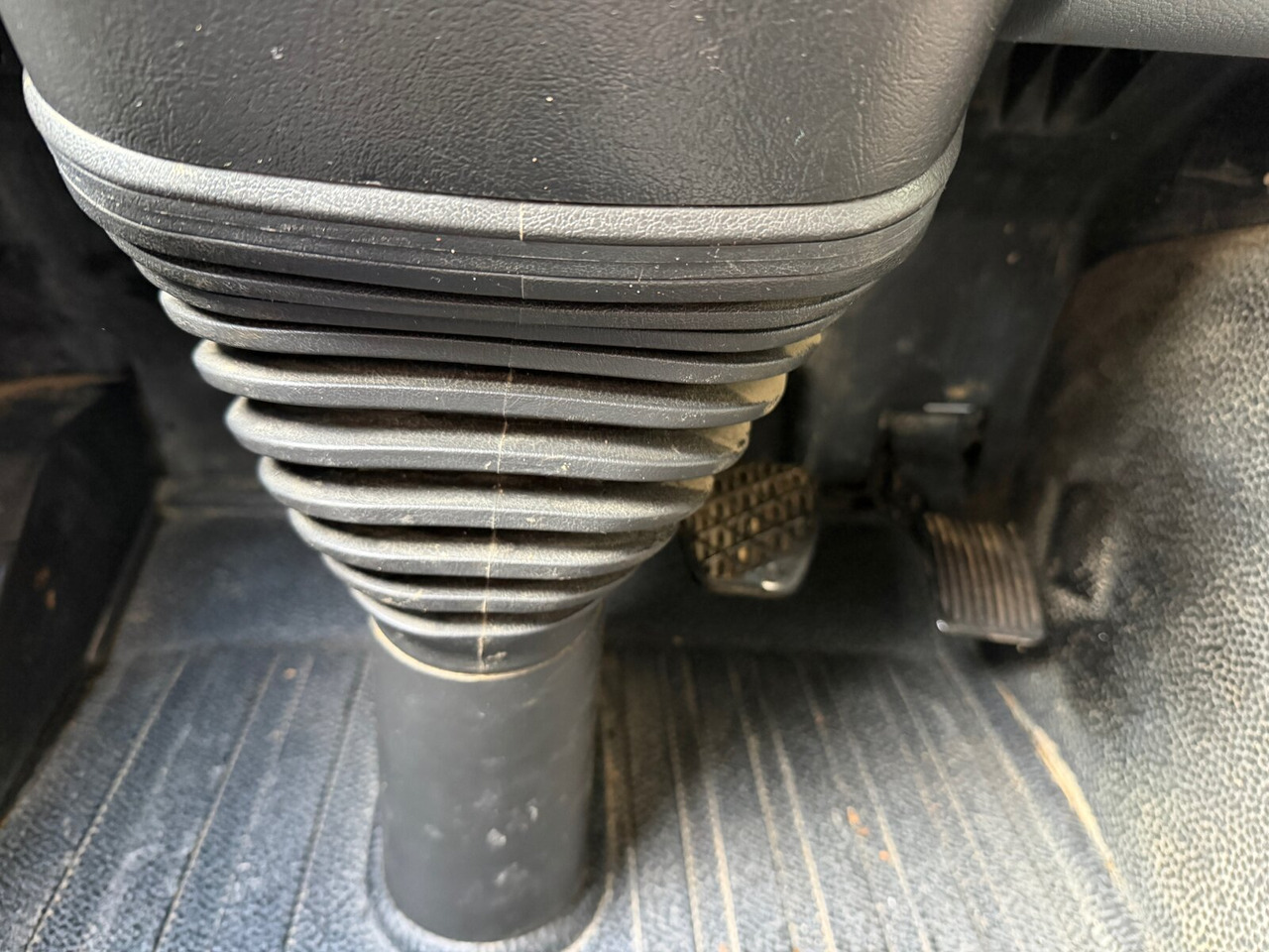 Mercedes-Benz Actros 2644 L 6x4 Actros 2644 L 6x4 - Hook-lift sunkvežimis: foto 3 Mercedes-Benz Actros 2644 L 6x4 Actros 2644 L 6x4 - Hook-lift sunkvežimis: foto 3