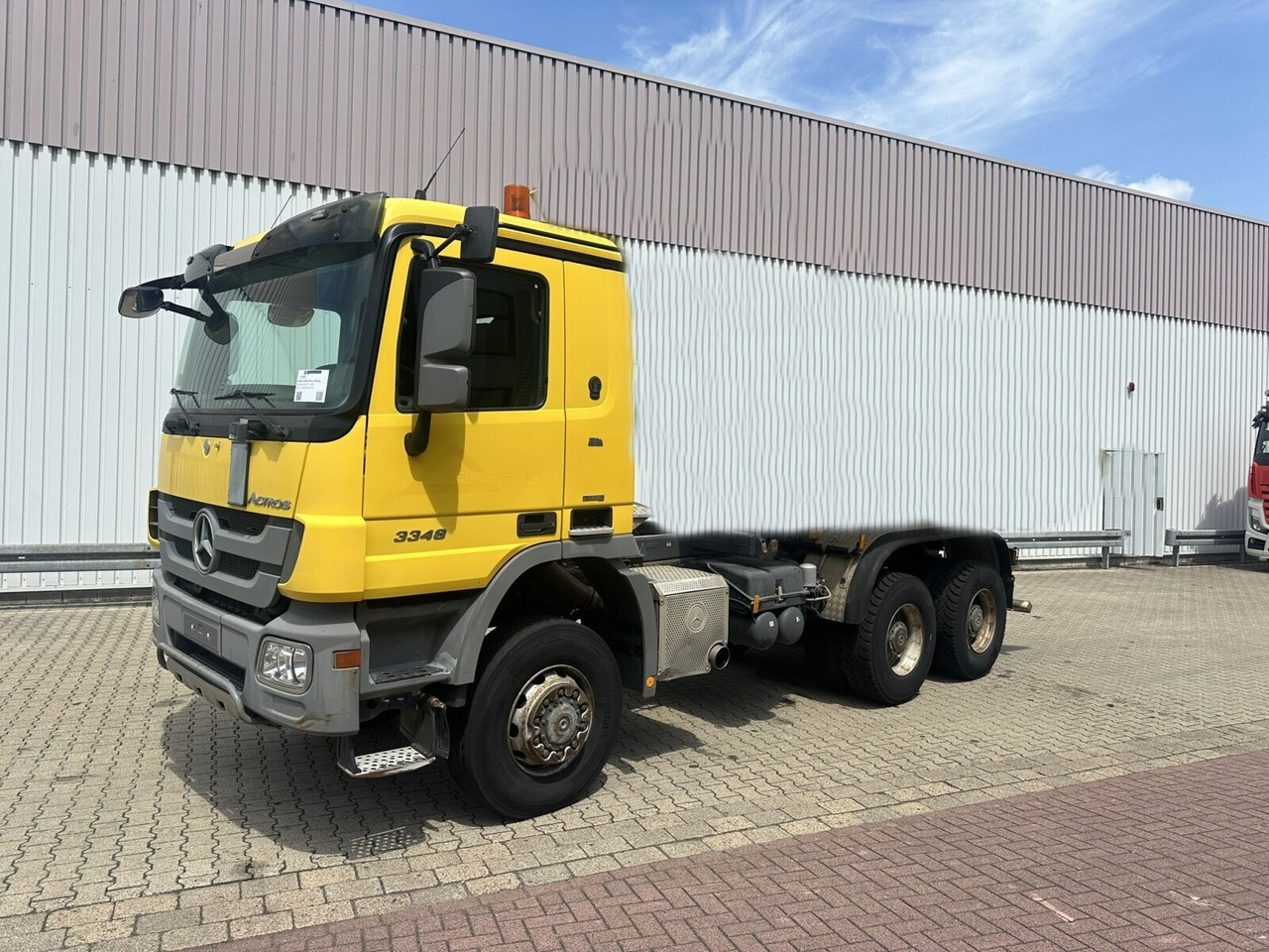 Mercedes-Benz Actros 3348 AK 6x6 Actros 3348 AK 6x6 - Važiuoklės sunkvežimis: foto 1 Mercedes-Benz Actros 3348 AK 6x6 Actros 3348 AK 6x6 - Važiuoklės sunkvežimis: foto 1