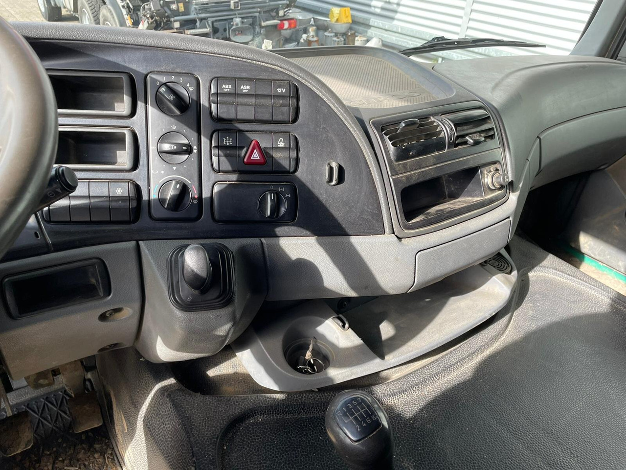 Mercedes-Benz Actros MP III 3544/8x4/4 Actros MP III 3544/8x4/4, 3 Pedale lizingą Mercedes-Benz Actros MP III 3544/8x4/4 Actros MP III 3544/8x4/4, 3 Pedale: foto 6