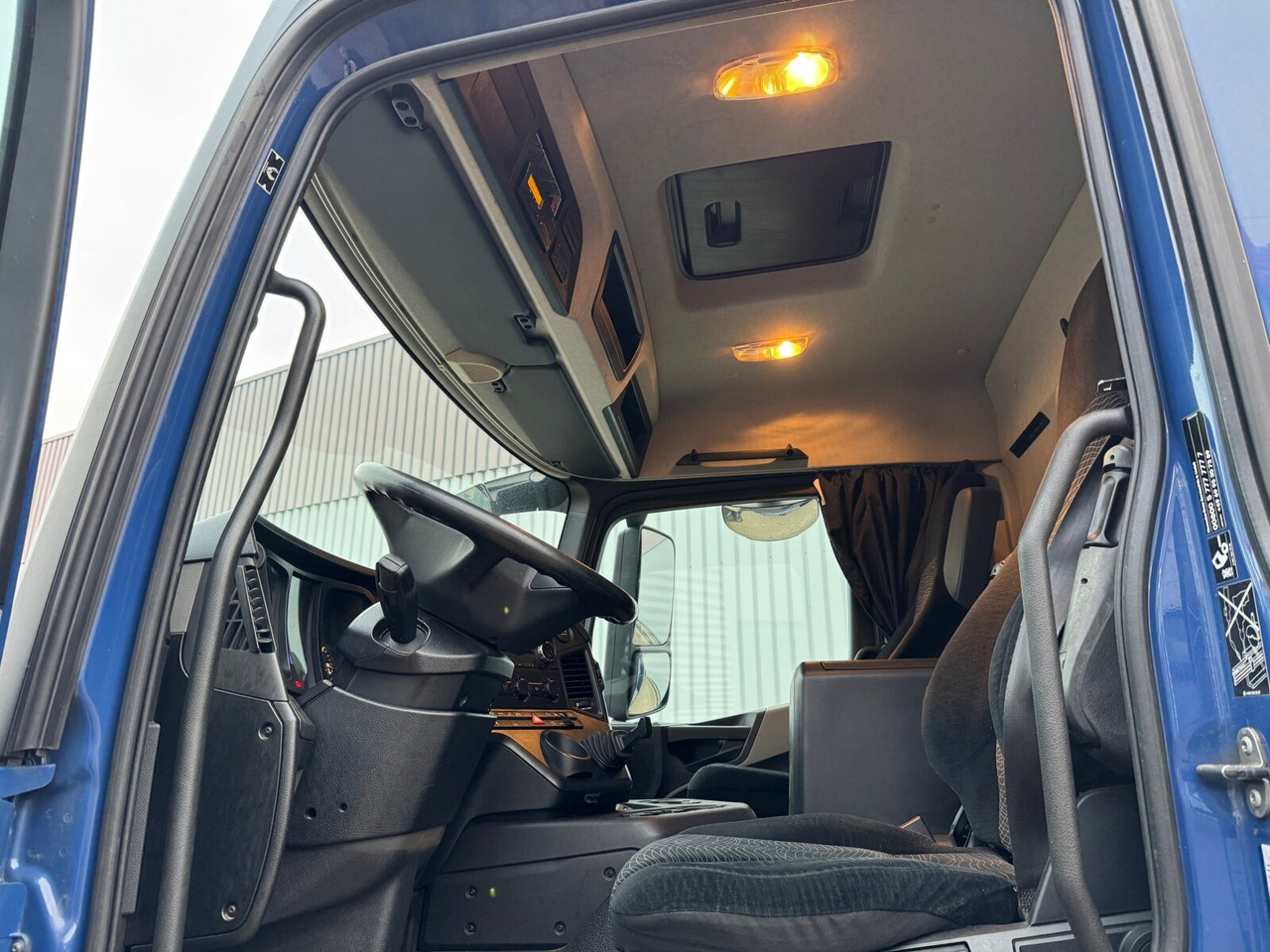Mercedes-Benz Antos 2540 L 6x2 Antos 2540 L 6x2, Lenkachse, HMF 2110-L3 Heckkran - Sunkvežimis su kranu, Platforminis/ Bortinis sunkvežimis: foto 3 Mercedes-Benz Antos 2540 L 6x2 Antos 2540 L 6x2, Lenkachse, HMF 2110-L3 Heckkran - Sunkvežimis su kranu, Platforminis/ Bortinis sunkvežimis: foto 3