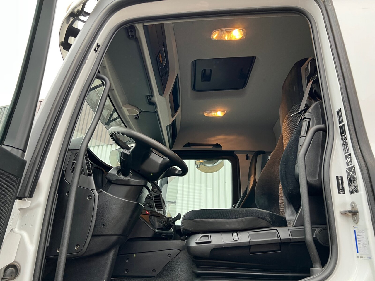 Mercedes-Benz Arocs 1830 K 4x2 Arocs 1830 K 4x2, Funk - Nuožulnaus pakėlimo ant platformos sunkvežimis: foto 3 Mercedes-Benz Arocs 1830 K 4x2 Arocs 1830 K 4x2, Funk - Nuožulnaus pakėlimo ant platformos sunkvežimis: foto 3