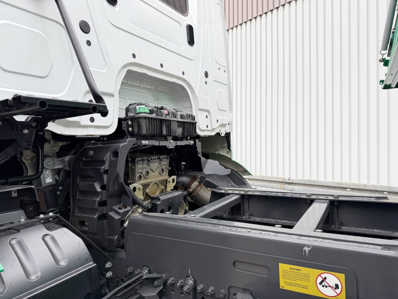 Mercedes-Benz Arocs 1840 K 4x2 Arocs 1840 K 4x2, MultimediaCockpit, Alu-Bordwände, Platz für Kranmontage - Savivartis sunkvežimis: foto 4 Mercedes-Benz Arocs 1840 K 4x2 Arocs 1840 K 4x2, MultimediaCockpit, Alu-Bordwände, Platz für Kranmontage - Savivartis sunkvežimis: foto 4