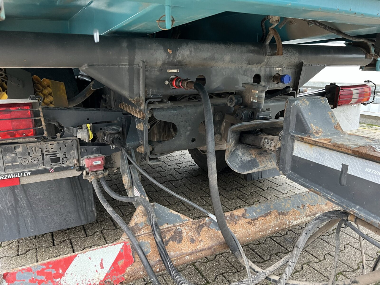 Mercedes-Benz Arocs 1846 LK 4x4 HAD Arocs 1846 LK 4x4 HAD, HydroDrive, Retarder, Alu-Bordwände, ca. 10m³ - Savivartis sunkvežimis: foto 5 Mercedes-Benz Arocs 1846 LK 4x4 HAD Arocs 1846 LK 4x4 HAD, HydroDrive, Retarder, Alu-Bordwände, ca. 10m³ - Savivartis sunkvežimis: foto 5