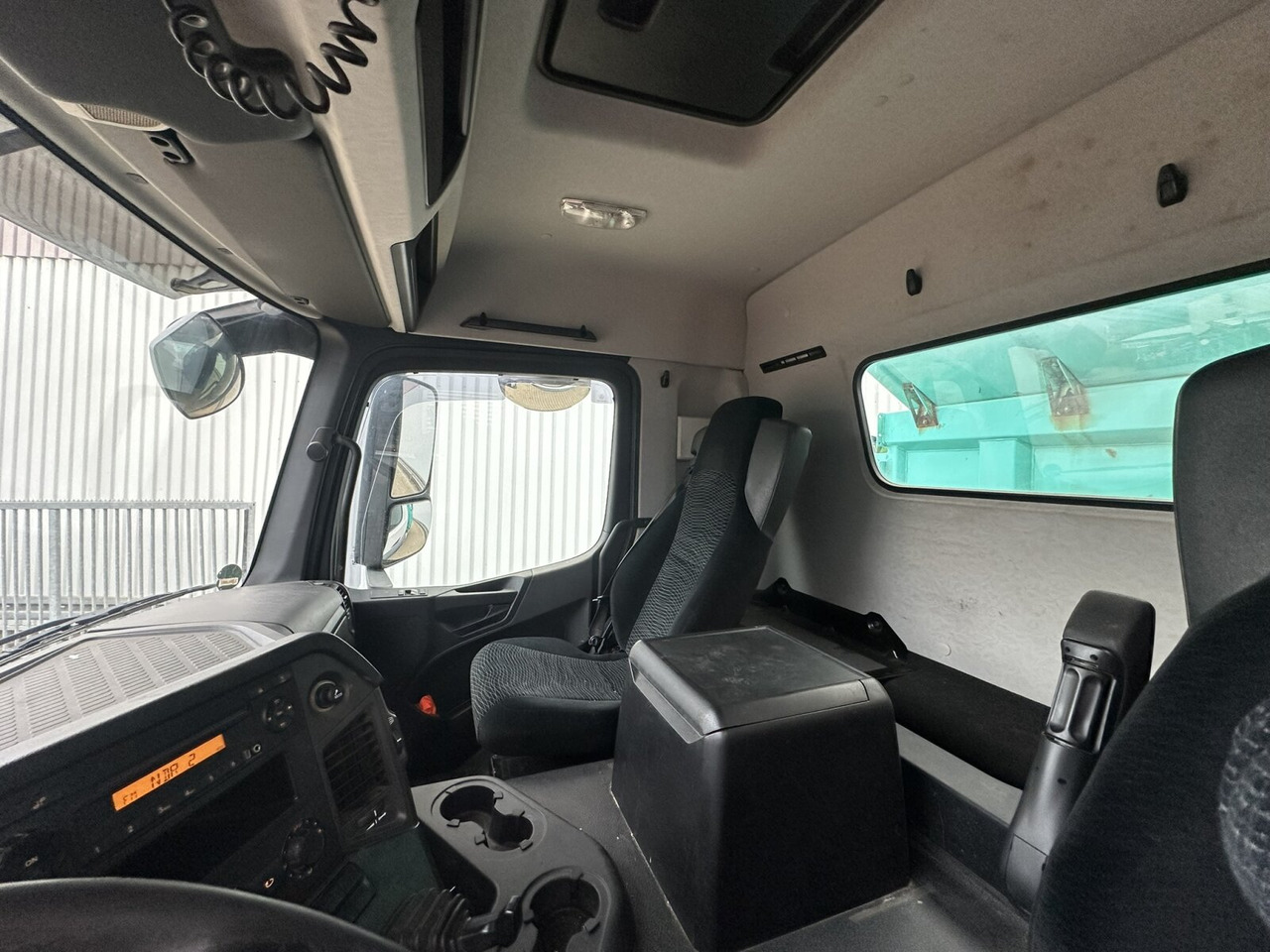 Mercedes-Benz Arocs 2643 K 6x4 Arocs 2643 K 6x4, Rollplane, Meiller - Savivartis sunkvežimis: foto 2 Mercedes-Benz Arocs 2643 K 6x4 Arocs 2643 K 6x4, Rollplane, Meiller - Savivartis sunkvežimis: foto 2