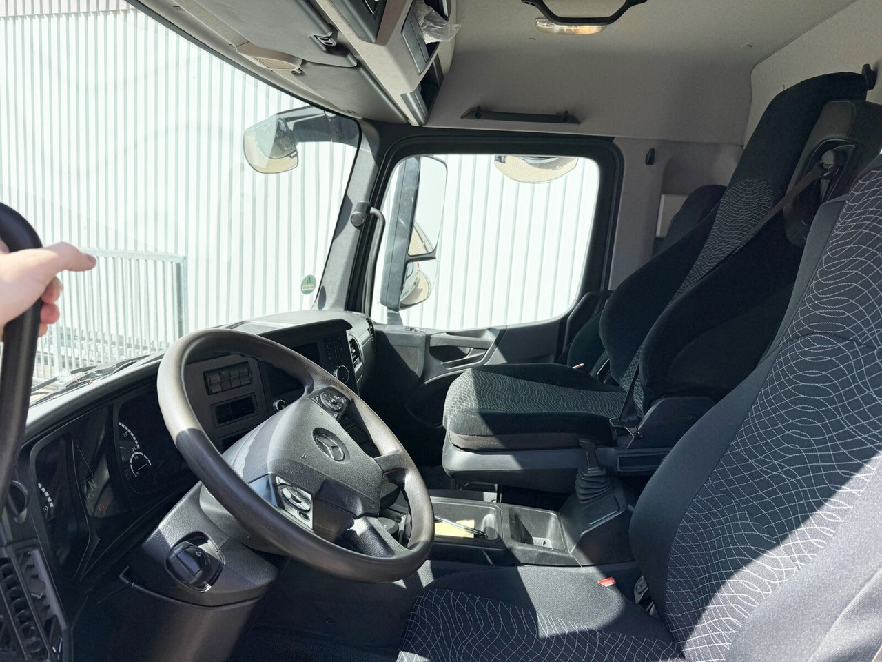 Mercedes-Benz Arocs 2643 LK 6x4 HAD Arocs 2643 LK 6x4 HAD, HydroDrive, Navi - Hook-lift sunkvežimis: foto 5 Mercedes-Benz Arocs 2643 LK 6x4 HAD Arocs 2643 LK 6x4 HAD, HydroDrive, Navi - Hook-lift sunkvežimis: foto 5