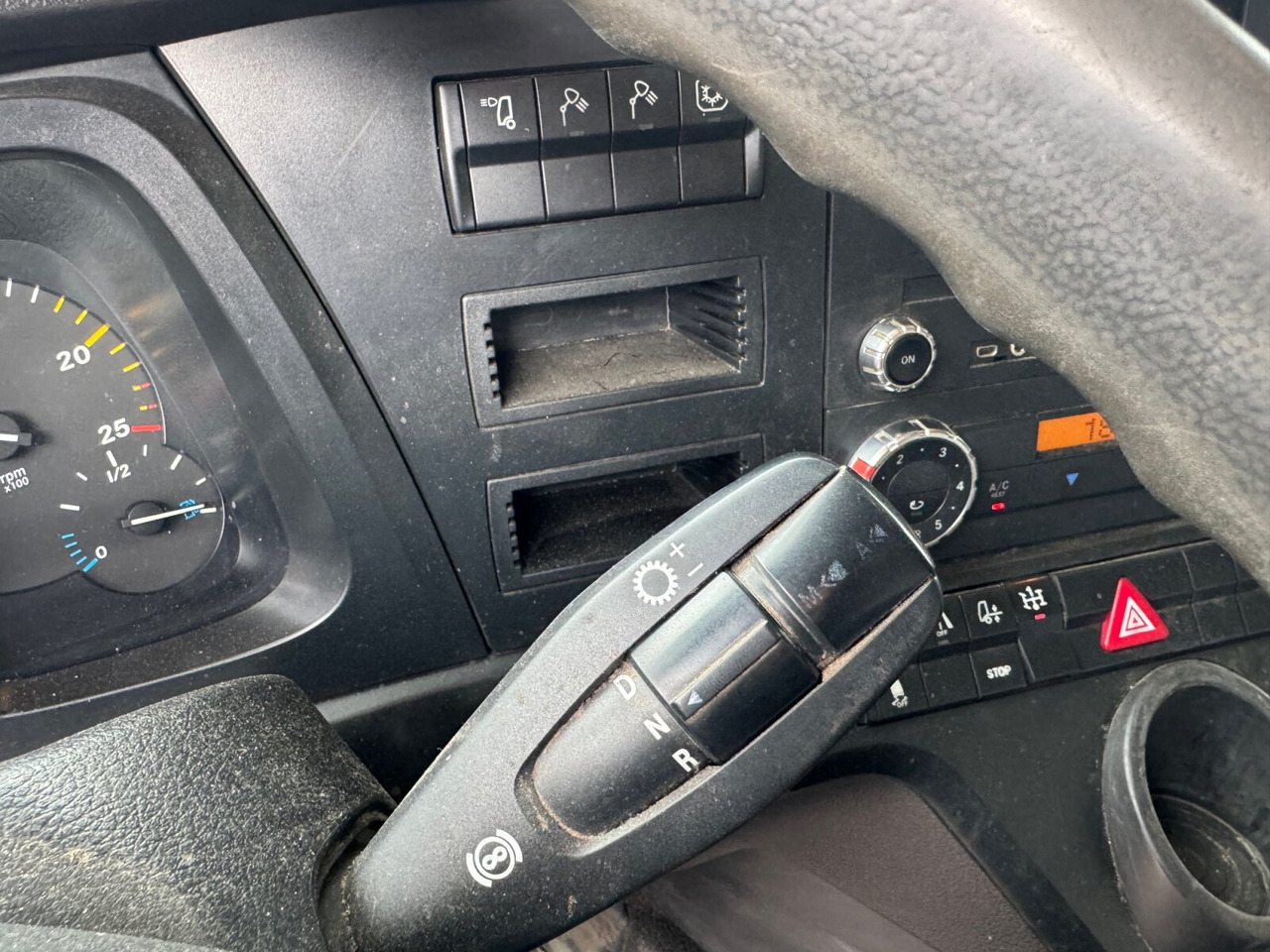 Važiuoklės sunkvežimis Mercedes-Benz Arocs 2651 L 6x4 Arocs 2651 L 6x4, Retarder, StreamSpace: foto 15