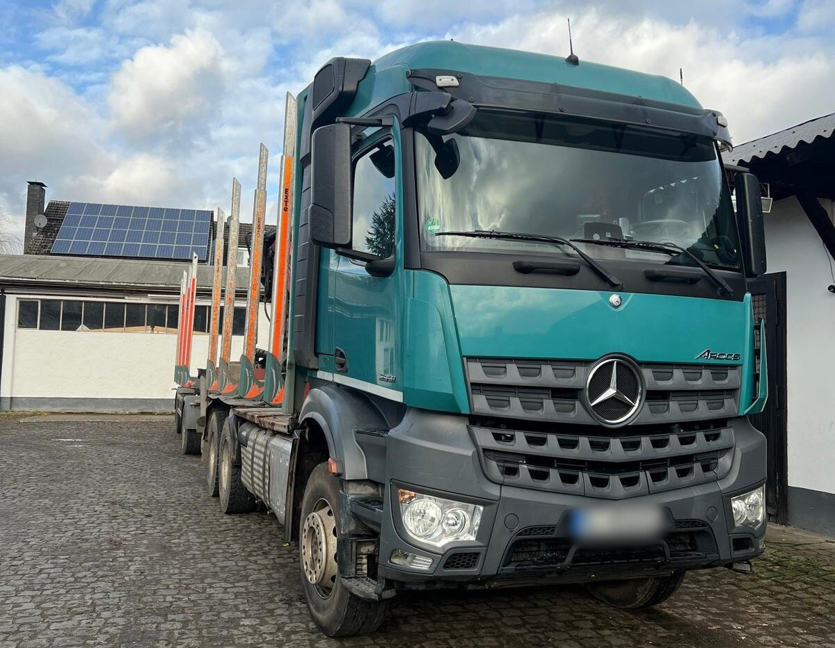 Mercedes-Benz Arocs 2651 L 6x4 Arocs 2651 L 6x4, Retarder, StreamSpace, Heckkran Epsilon M120L - Miškovežis, Sunkvežimis su kranu: foto 2 Mercedes-Benz Arocs 2651 L 6x4 Arocs 2651 L 6x4, Retarder, StreamSpace, Heckkran Epsilon M120L - Miškovežis, Sunkvežimis su kranu: foto 2