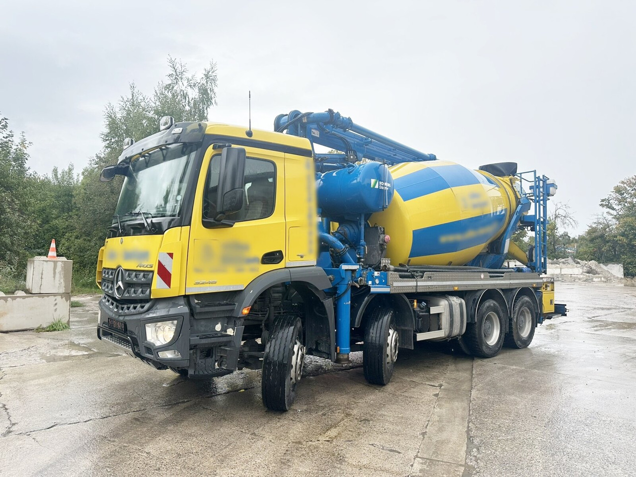 Mercedes-Benz Arocs 3246 B 8x4 Stetter Mischer 7m³, Pumpe 25m Arocs 3246 B 8x4 Stetter Mischer 7m³, Pumpe 25m - Betonvežis: foto 1 Mercedes-Benz Arocs 3246 B 8x4 Stetter Mischer 7m³, Pumpe 25m Arocs 3246 B 8x4 Stetter Mischer 7m³, Pumpe 25m - Betonvežis: foto 1