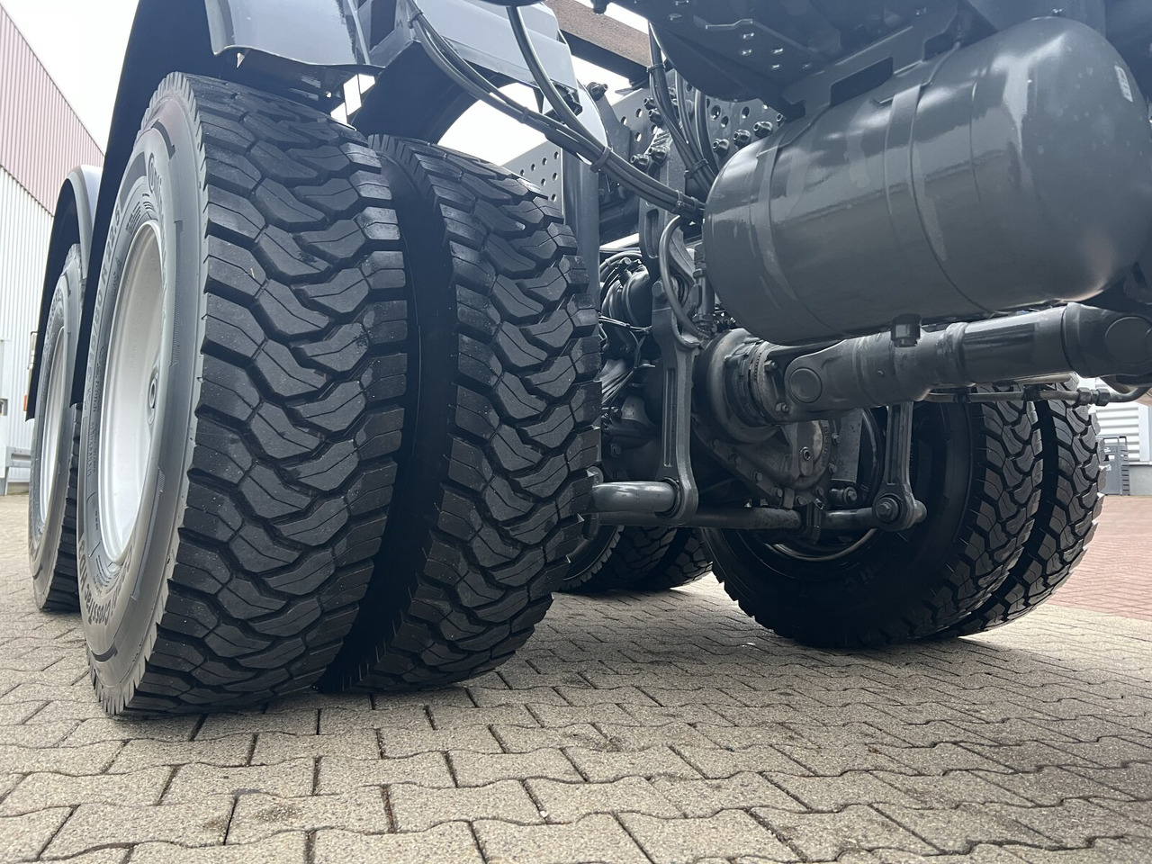 Mercedes-Benz Arocs 3340/46 A 6x6 Arocs 3340/46 A 6x6, Grounder - Savivartis sunkvežimis: foto 5 Mercedes-Benz Arocs 3340/46 A 6x6 Arocs 3340/46 A 6x6, Grounder - Savivartis sunkvežimis: foto 5