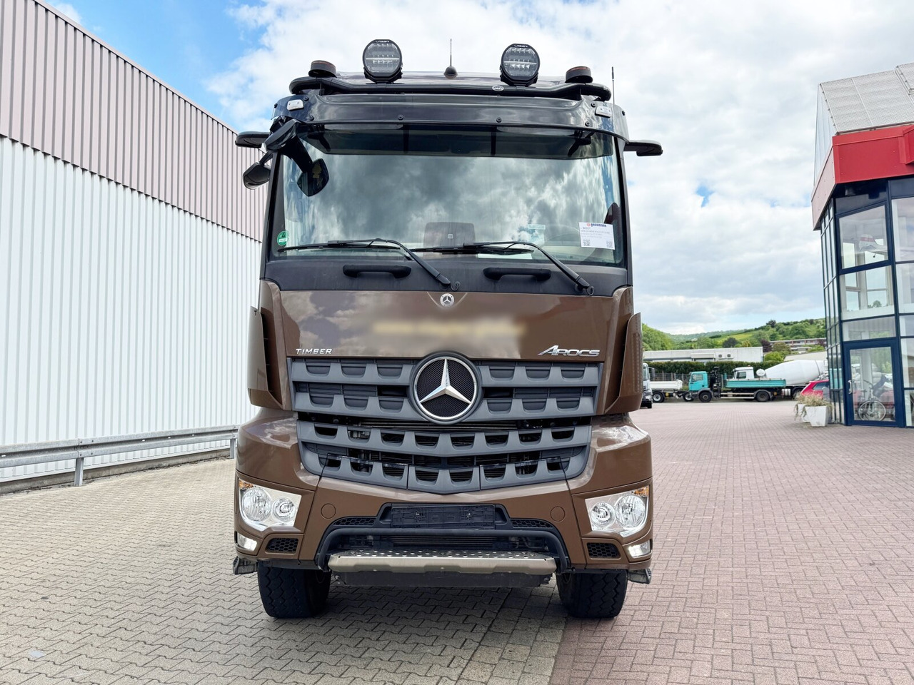 Mercedes-Benz Arocs 3351 LS 6x6 Arocs 3351 LS 6x6, Grounder, MirrorCam, Navi - Važiuoklės sunkvežimis: foto 4 Mercedes-Benz Arocs 3351 LS 6x6 Arocs 3351 LS 6x6, Grounder, MirrorCam, Navi - Važiuoklės sunkvežimis: foto 4