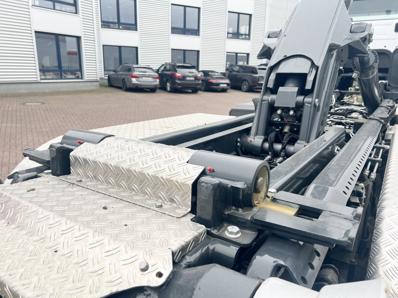 Mercedes-Benz Arocs 4142/48 8x4/4 Arocs 4142/48  8x4/4, Grounder, Meiller RS26 62-K, Funk - Hook-lift sunkvežimis: foto 2 Mercedes-Benz Arocs 4142/48 8x4/4 Arocs 4142/48  8x4/4, Grounder, Meiller RS26 62-K, Funk - Hook-lift sunkvežimis: foto 2