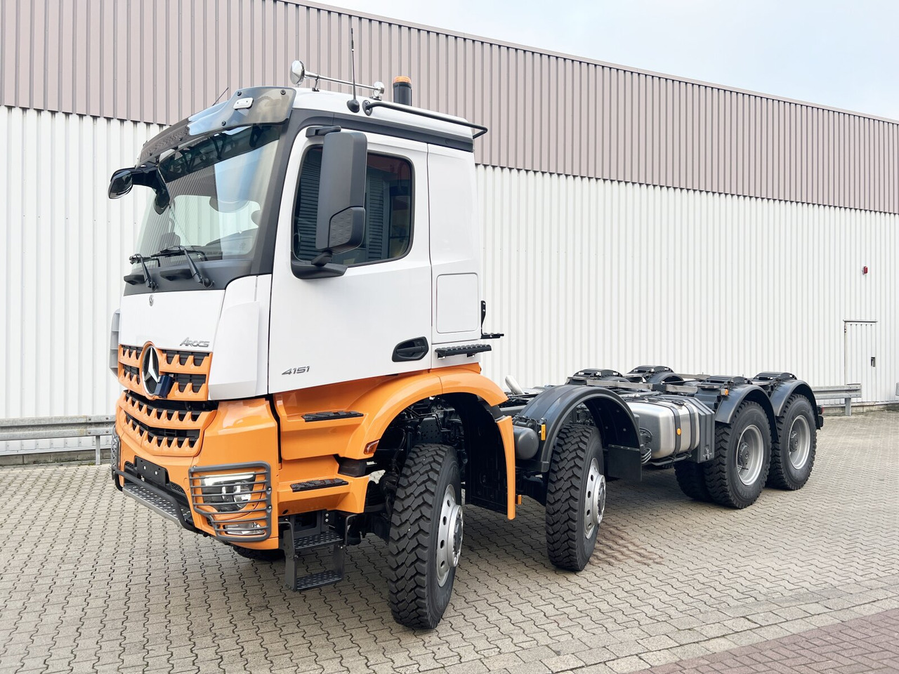Mercedes-Benz Arocs 4151 AK 8x8/4 Arocs 4151 AK 8x8/4, Grounder - Važiuoklės sunkvežimis: foto 1 Mercedes-Benz Arocs 4151 AK 8x8/4 Arocs 4151 AK 8x8/4, Grounder - Važiuoklės sunkvežimis: foto 1
