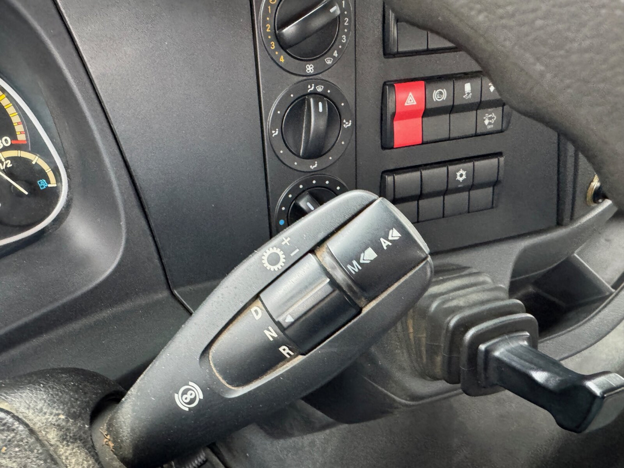 Mercedes-Benz Atego 1221 K 4x2 Atego 1221 K 4x2, 2x AHK - Savivartis sunkvežimis: foto 5 Mercedes-Benz Atego 1221 K 4x2 Atego 1221 K 4x2, 2x AHK - Savivartis sunkvežimis: foto 5