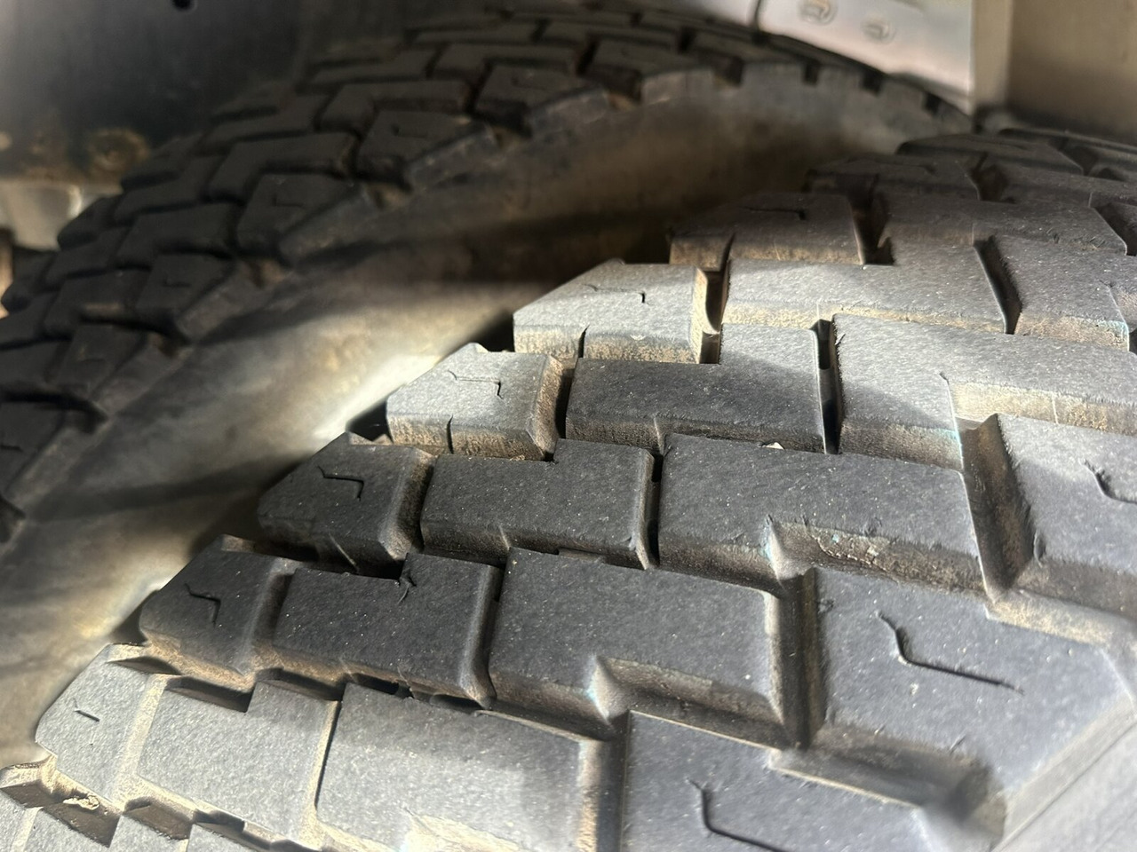 Mercedes-Benz Atego 1223 K 4x2 Atego 1223 K 4x2, AHK-Öl - Savivartis sunkvežimis: foto 2 Mercedes-Benz Atego 1223 K 4x2 Atego 1223 K 4x2, AHK-Öl - Savivartis sunkvežimis: foto 2