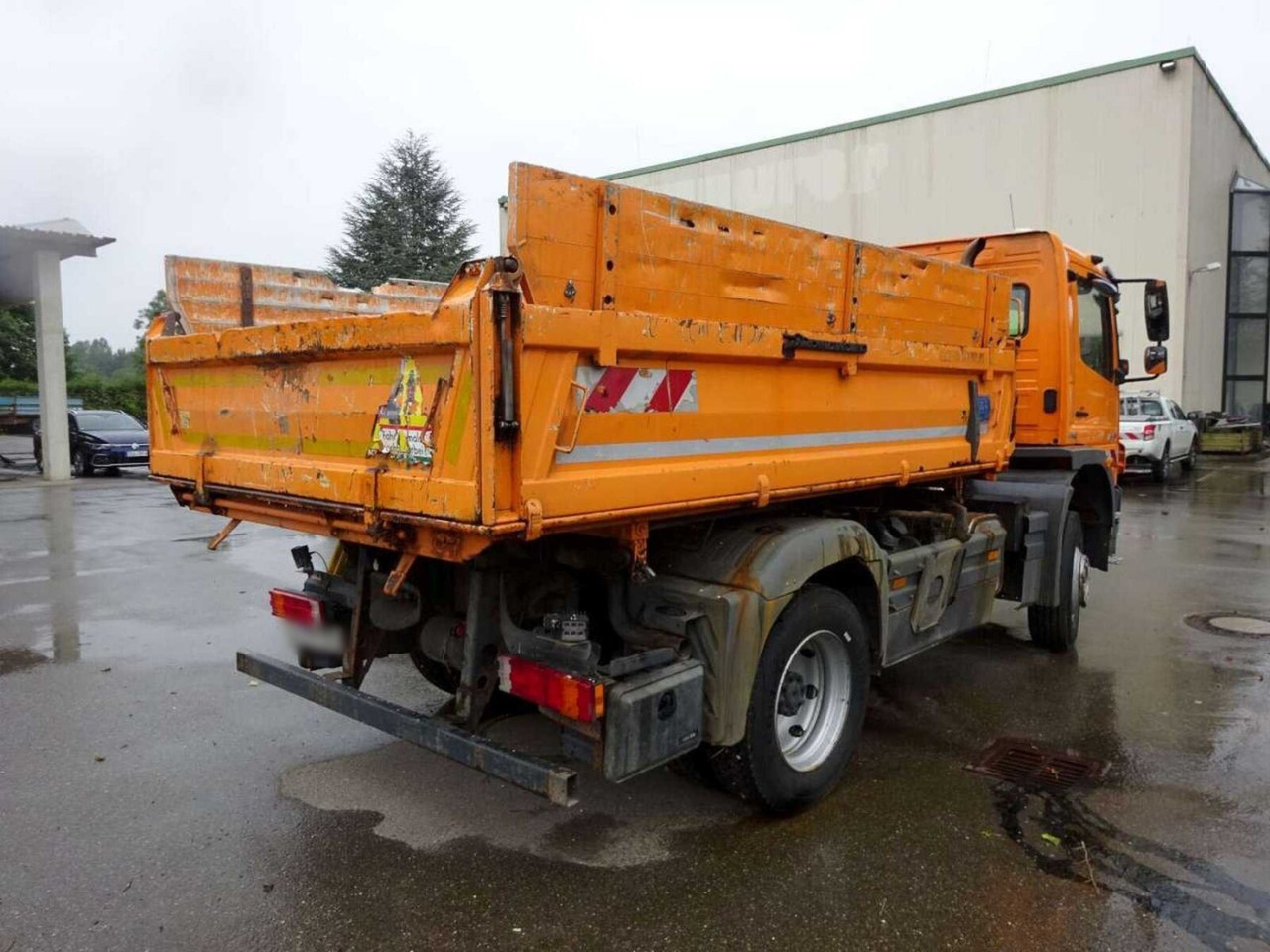 Mercedes-Benz Atego 1624 AK 4x4 Atego 1624 AK 4x4, AT-Motor, Winterdienstausstattung - Savivartis sunkvežimis, Sunkvežimis su kranu: foto 3 Mercedes-Benz Atego 1624 AK 4x4 Atego 1624 AK 4x4, AT-Motor, Winterdienstausstattung - Savivartis sunkvežimis, Sunkvežimis su kranu: foto 3