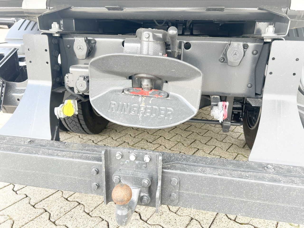 Mercedes-Benz Atego 818/23 K 4x2 Atego 818/23 K 4x2, 2x AHK, Meiller-Kipper, mehrfach Vorhanden! - Savivartis sunkvežimis: foto 3 Mercedes-Benz Atego 818/23 K 4x2 Atego 818/23 K 4x2, 2x AHK, Meiller-Kipper, mehrfach Vorhanden! - Savivartis sunkvežimis: foto 3