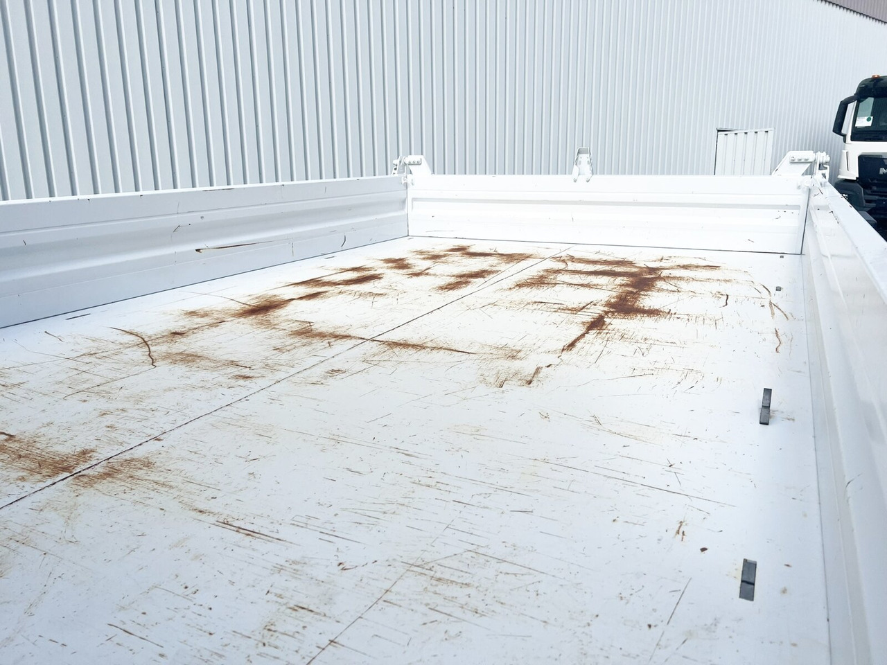 Mercedes-Benz Atego 818/23 K 4x2 Atego 818/23 K 4x2, 2x AHK, Meiller-Kipper, mehrfach Vorhanden! - Savivartis sunkvežimis: foto 2 Mercedes-Benz Atego 818/23 K 4x2 Atego 818/23 K 4x2, 2x AHK, Meiller-Kipper, mehrfach Vorhanden! - Savivartis sunkvežimis: foto 2