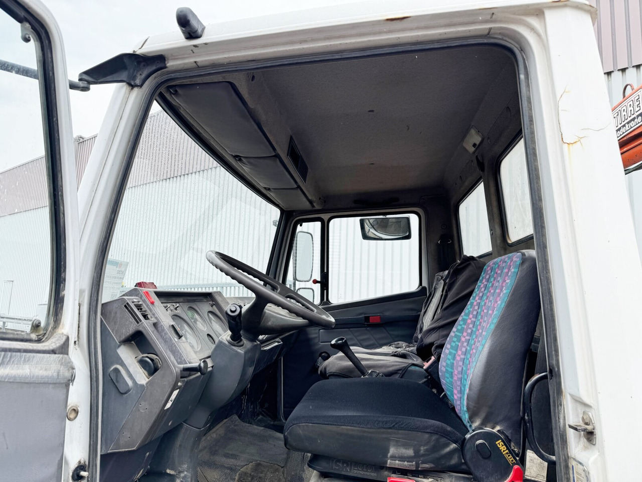 Mercedes-Benz LK 814 4x2 LK 814 4x2, 6-Zylinder, Kran Tirre Euro 35 - Sunkvežimis su kranu, Platforminis/ Bortinis sunkvežimis: foto 3 Mercedes-Benz LK 814 4x2 LK 814 4x2, 6-Zylinder, Kran Tirre Euro 35 - Sunkvežimis su kranu, Platforminis/ Bortinis sunkvežimis: foto 3