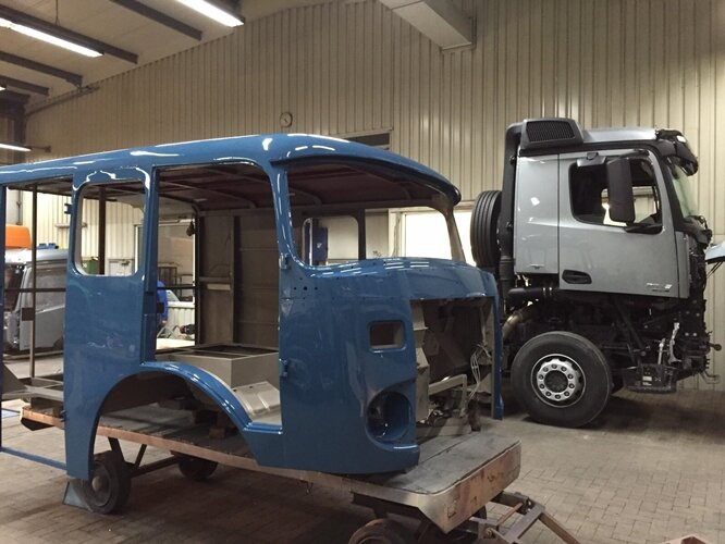 Mercedes-Benz - LP710/32 LF16V LP710/32, Autotransporter - Autovežis sunkvežimis: foto 2 Mercedes-Benz - LP710/32 LF16V LP710/32, Autotransporter - Autovežis sunkvežimis: foto 2