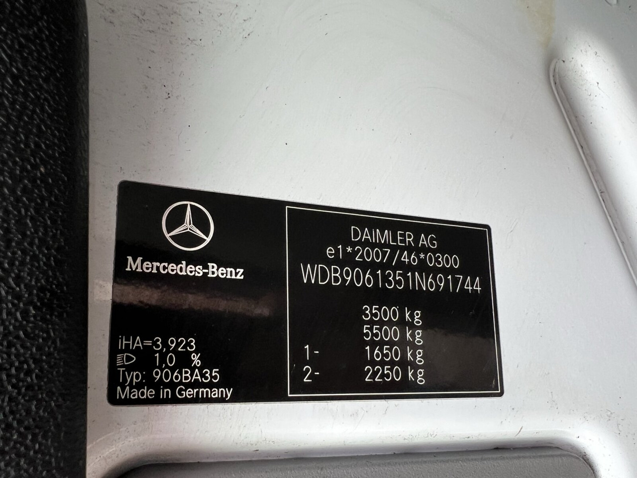 Mercedes-Benz Sprinter 314 CDI 4x2 Sprinter 314 CDI 4x2, 5x Vorhanden! - Furgonas su krovinių dėže: foto 2 Mercedes-Benz Sprinter 314 CDI 4x2 Sprinter 314 CDI 4x2, 5x Vorhanden! - Furgonas su krovinių dėže: foto 2