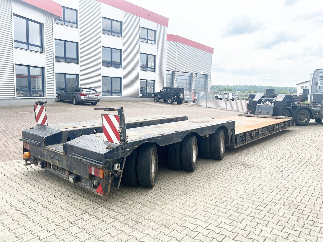 Nooteboom Euro-54-03 Euro-54-03, Schwanenhals abfahrbar, Hydr. Zwangsgelenkt - Žemo profilio platforma puspriekabė: foto 2 Nooteboom Euro-54-03 Euro-54-03, Schwanenhals abfahrbar, Hydr. Zwangsgelenkt - Žemo profilio platforma puspriekabė: foto 2