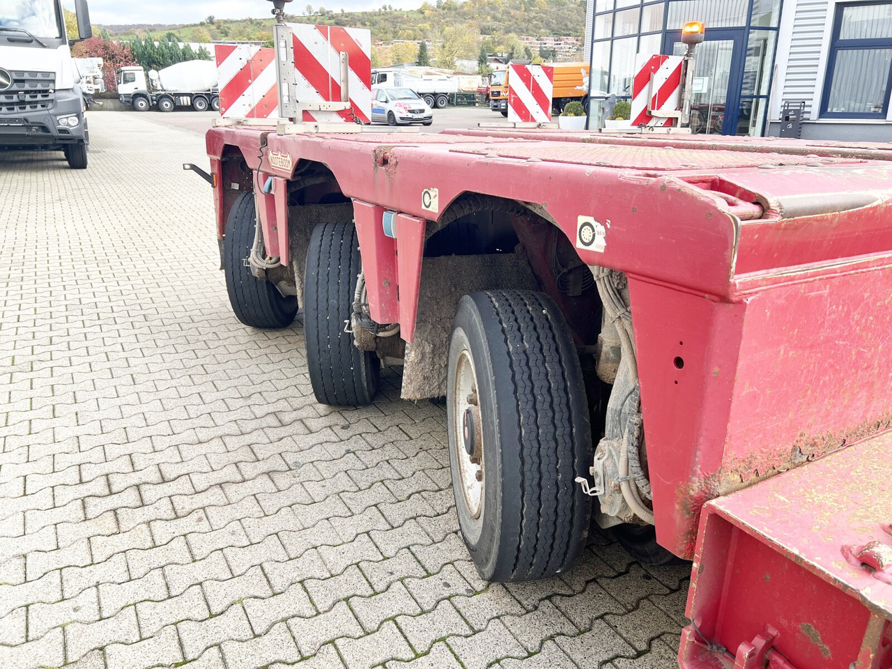 Nooteboom Euro-64-13 Euro-64-13, Jeepdolly, Tiefbett, Verbr. auf 3,2m, hydr. Lenkung - Žemo profilio platforma puspriekabė: foto 3 Nooteboom Euro-64-13 Euro-64-13, Jeepdolly, Tiefbett, Verbr. auf 3,2m, hydr. Lenkung - Žemo profilio platforma puspriekabė: foto 3