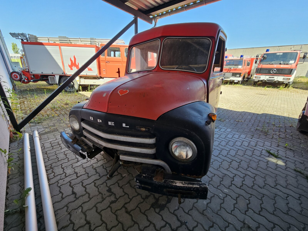 Opel Blitz LF8, Blitz, Oldtimer Feuerwehr, Restaurationsobjekt, Teilespender - Greitosios pagalbos automobilis: foto 1 Opel Blitz LF8, Blitz, Oldtimer Feuerwehr, Restaurationsobjekt, Teilespender - Greitosios pagalbos automobilis: foto 1