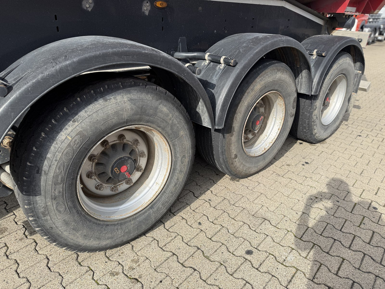 Schwarzmüller K-Serie Kippauflieger, Hardoxmulde ca. 24/26m³, Liftachse K-Serie Kippauflieger, Hardoxmulde ca. 24/26m³, Liftachse - Puspriekabė: foto 3 Schwarzmüller K-Serie Kippauflieger, Hardoxmulde ca. 24/26m³, Liftachse K-Serie Kippauflieger, Hardoxmulde ca. 24/26m³, Liftachse - Puspriekabė: foto 3