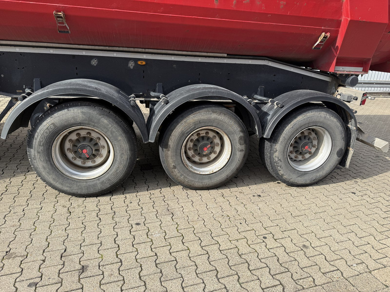 Schwarzmüller K-Serie Kippauflieger, Hardoxmulde ca. 24/26m³, Liftachse K-Serie Kippauflieger, Hardoxmulde ca. 24/26m³, Liftachse - Puspriekabė: foto 2 Schwarzmüller K-Serie Kippauflieger, Hardoxmulde ca. 24/26m³, Liftachse K-Serie Kippauflieger, Hardoxmulde ca. 24/26m³, Liftachse - Puspriekabė: foto 2