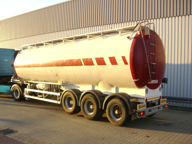 S36 R 2 P43 PIACENZA (I) C36R2P43, 43m³ - Silo cisterna: foto 2 S36 R 2 P43 PIACENZA (I) C36R2P43, 43m³ - Silo cisterna: foto 2