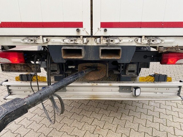 Furgonas sunkvežimis Scania R450 LB 6x2-4 R450 LB 6x2-4 Getränkekoffer, Retarder, Lift-/Lenkachse, Stapleraufnahme: foto 11