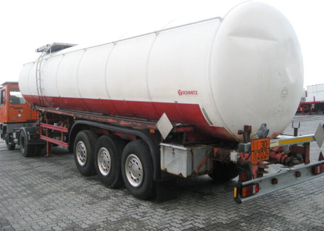 Schmitz Cargobull - - Stahltank - Puspriekabė cisterna: foto 1 Schmitz Cargobull - - Stahltank - Puspriekabė cisterna: foto 1
