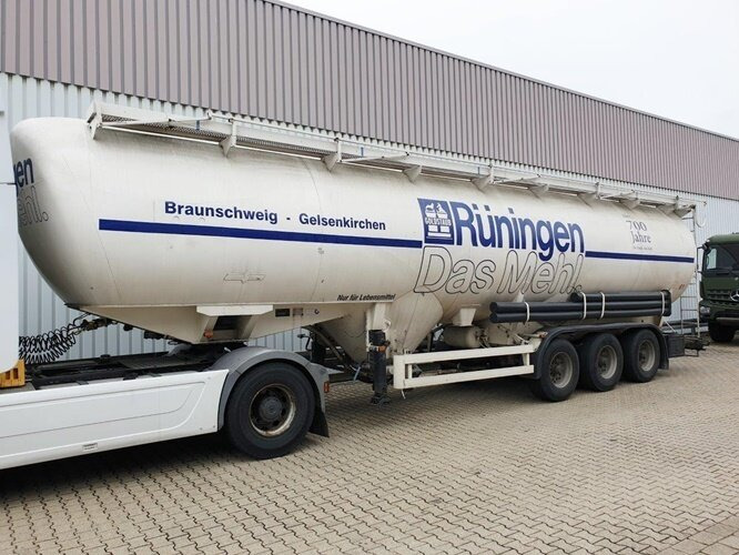 Spitzer SF 2455/4 UN PM SF 2455/4 UN PM Siloaufliger ca. 55m³ - Silo cisterna: foto 1 Spitzer SF 2455/4 UN PM SF 2455/4 UN PM Siloaufliger ca. 55m³ - Silo cisterna: foto 1