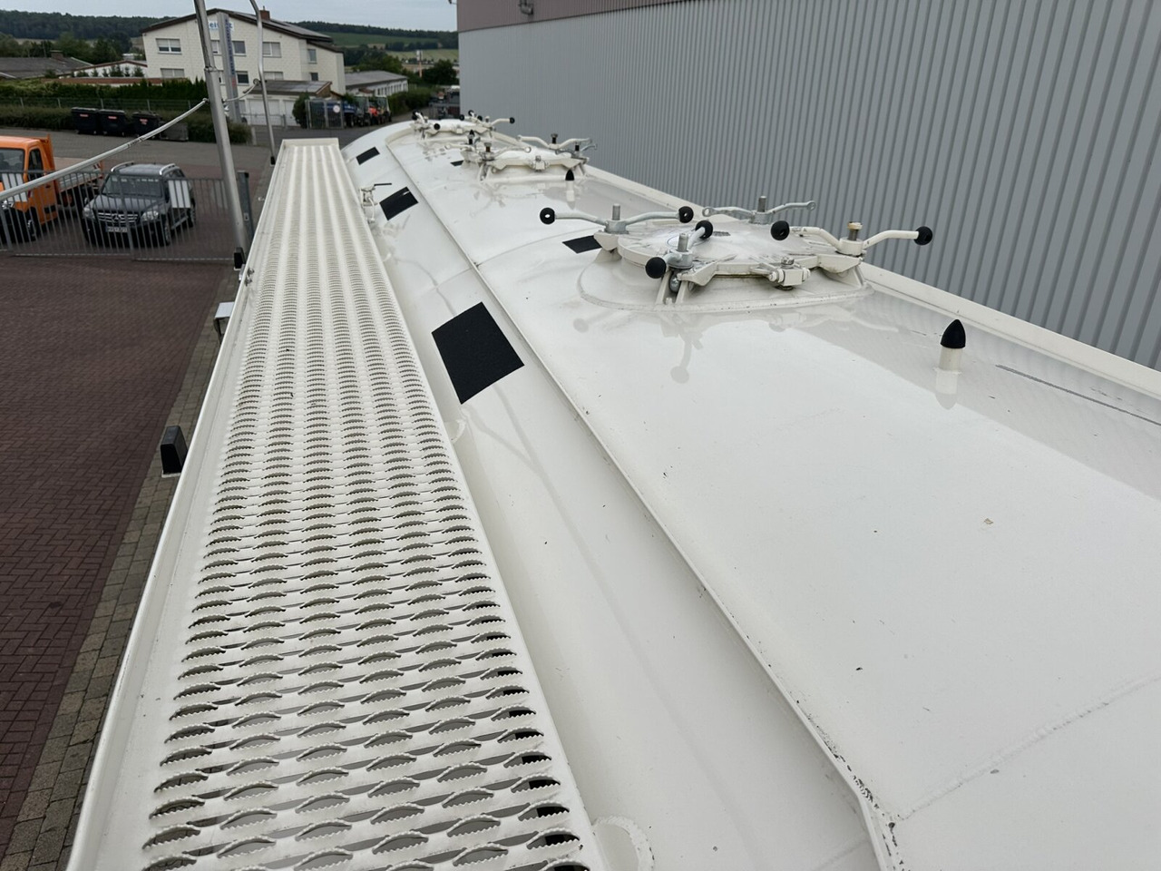 Spitzer SF 2739/2P SF 2739/2P Siloauflieger ca. 39m³, 2x Liftachse - Silo cisterna: foto 4 Spitzer SF 2739/2P SF 2739/2P Siloauflieger ca. 39m³, 2x Liftachse - Silo cisterna: foto 4