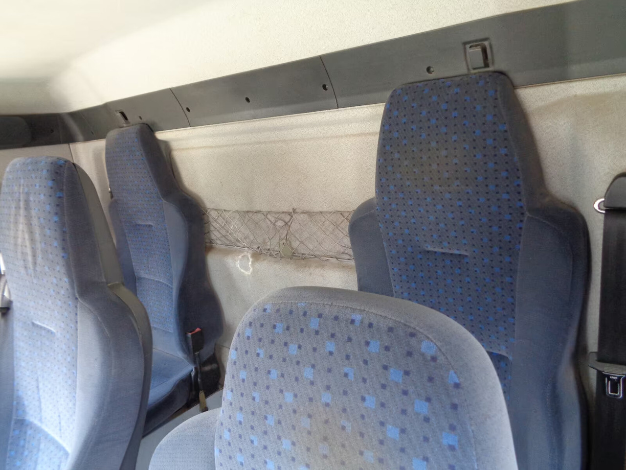 MAN TGA 18.350 LL 4x2 TGA 18.350 LL 4x2, 5 Sitze - Sunkvežimis: foto 3 MAN TGA 18.350 LL 4x2 TGA 18.350 LL 4x2, 5 Sitze - Sunkvežimis: foto 3