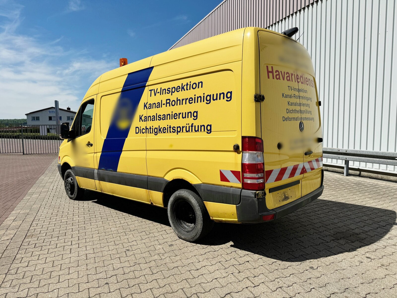 Mercedes-Benz Sprinter 516 KA 4x2 Sprinter 516 KA 4x2, KaRo Hochdruckspüler 150Bar/85l - Sunkvežimis: foto 5 Mercedes-Benz Sprinter 516 KA 4x2 Sprinter 516 KA 4x2, KaRo Hochdruckspüler 150Bar/85l - Sunkvežimis: foto 5