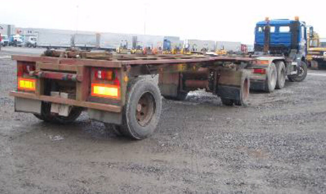 T/A Rolloff - Kablio/ Skip loader priekaba: foto 1 T/A Rolloff - Kablio/ Skip loader priekaba: foto 1
