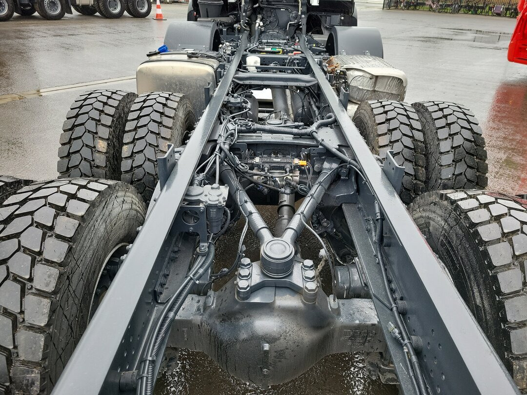 Nauja Važiuoklės sunkvežimis T-Way AT410T51 8x4 T-Way AT410T51 8x4, Retarder, Nebenantrieb, 4x VORHANDEN!: foto 6