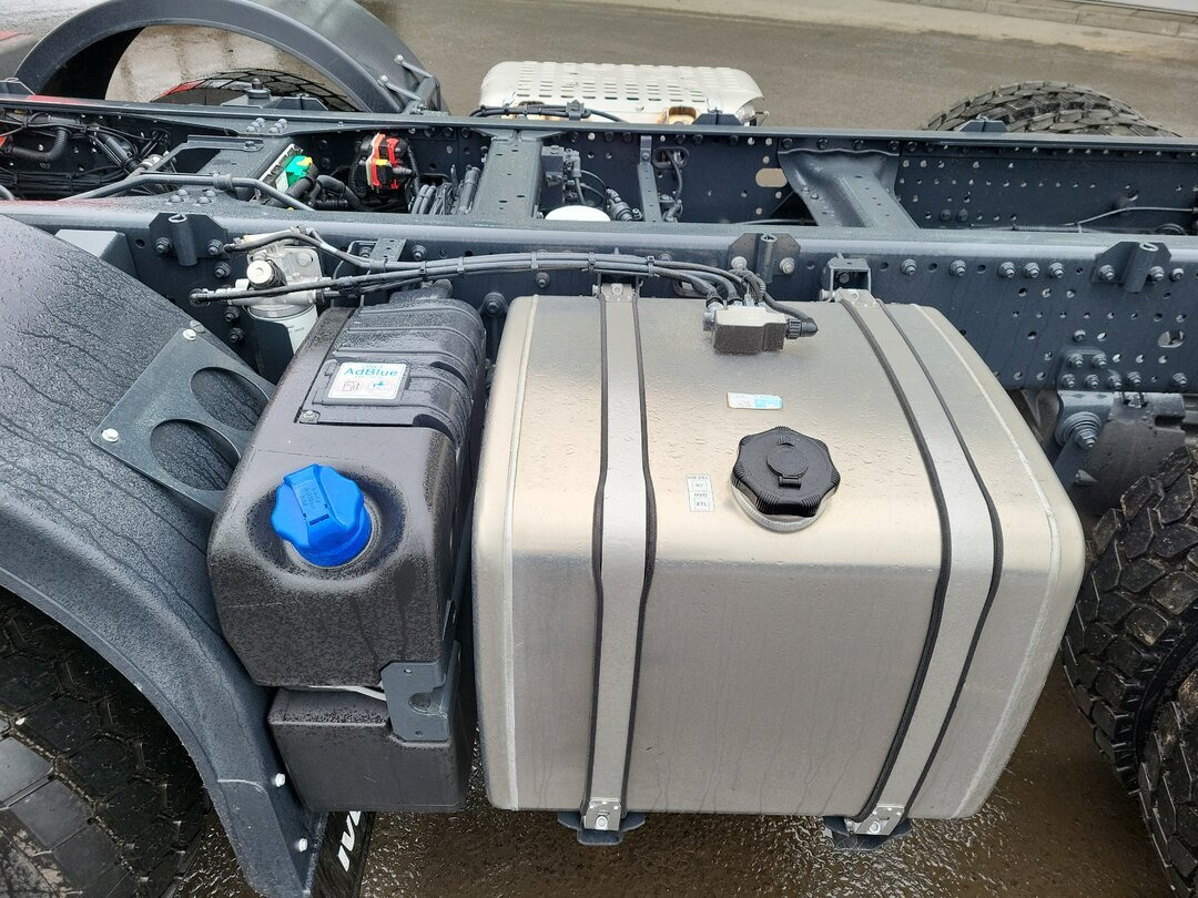 T-Way AT410T51 8x4 T-Way AT410T51 8x4, Retarder, Nebenantrieb, 4x VORHANDEN! - Važiuoklės sunkvežimis: foto 2 T-Way AT410T51 8x4 T-Way AT410T51 8x4, Retarder, Nebenantrieb, 4x VORHANDEN! - Važiuoklės sunkvežimis: foto 2