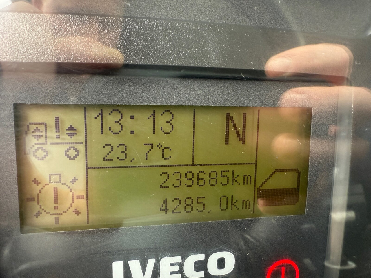 Trakker AT190T33W/P 4x4 Trakker AT190T33W/P 4x4, Winterdienstausstattung - Hook-lift sunkvežimis: foto 2 Trakker AT190T33W/P 4x4 Trakker AT190T33W/P 4x4, Winterdienstausstattung - Hook-lift sunkvežimis: foto 2