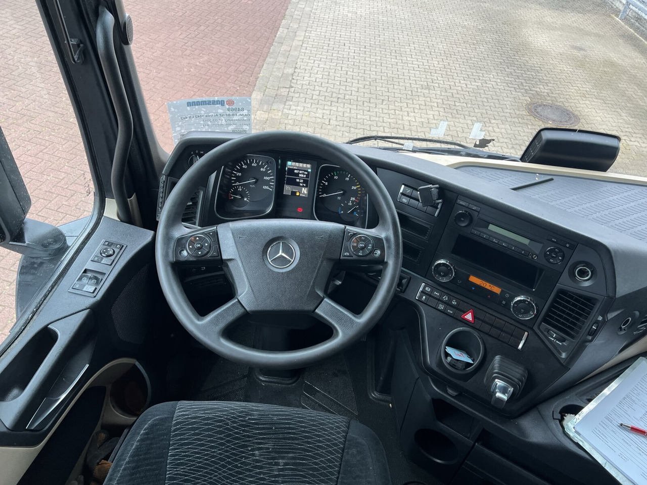 Mercedes-Benz Actros 1842/45 LS 4x2 Actros 1842/45 LS 4x2, 3x VORHANDEN - Vilkikas: foto 5 Mercedes-Benz Actros 1842/45 LS 4x2 Actros 1842/45 LS 4x2, 3x VORHANDEN - Vilkikas: foto 5