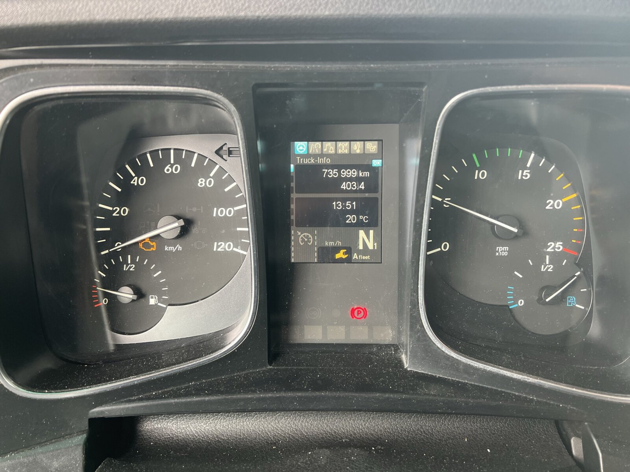 Mercedes-Benz Actros 1842/45 LS 4x2 Actros 1842/45 LS 4x2, 3x VORHANDEN - Vilkikas: foto 5 Mercedes-Benz Actros 1842/45 LS 4x2 Actros 1842/45 LS 4x2, 3x VORHANDEN - Vilkikas: foto 5