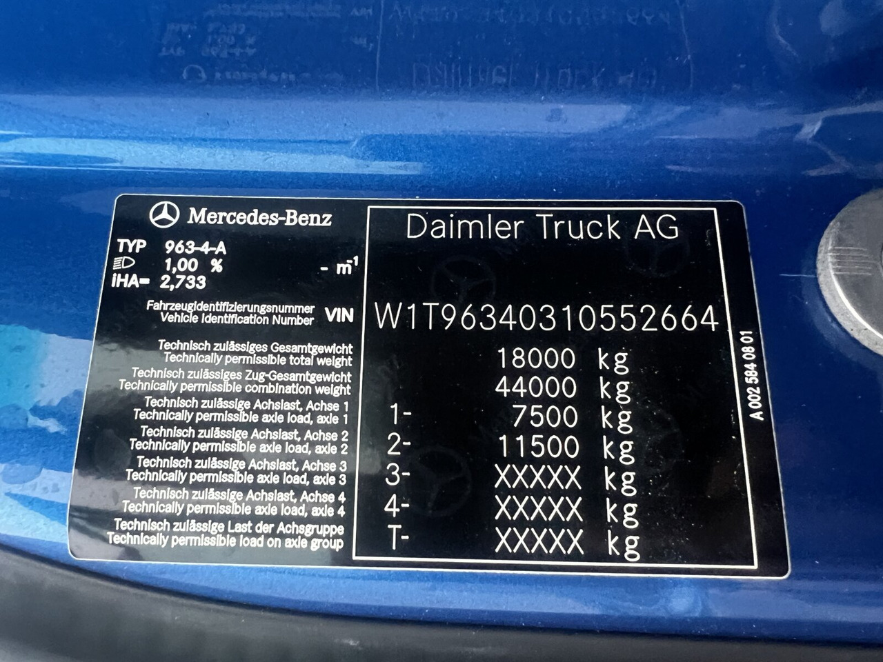 Mercedes-Benz Actros 1843 LS 4x4 HAD Actros 1843 LS 4x4 HAD, HydroDrive, MirrorCam, MultimediaCockpit - Vilkikas: foto 4 Mercedes-Benz Actros 1843 LS 4x4 HAD Actros 1843 LS 4x4 HAD, HydroDrive, MirrorCam, MultimediaCockpit - Vilkikas: foto 4