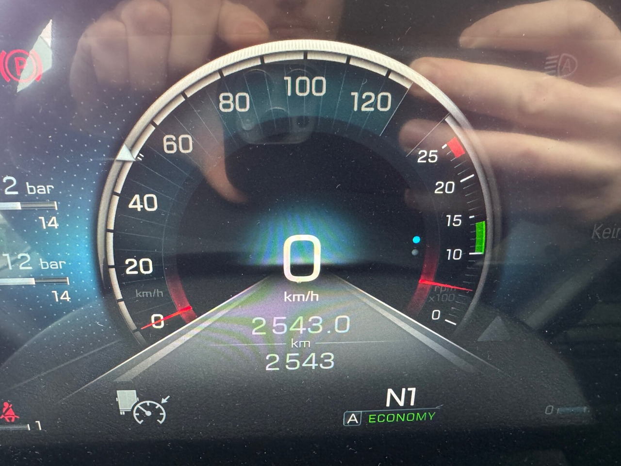 Mercedes-Benz Actros 2648 LS 6x2 Actros 2648 LS 6x2, Retarder, Liftachse, MirrorCam, StreamSpace, Navi, LED - Vilkikas: foto 4 Mercedes-Benz Actros 2648 LS 6x2 Actros 2648 LS 6x2, Retarder, Liftachse, MirrorCam, StreamSpace, Navi, LED - Vilkikas: foto 4