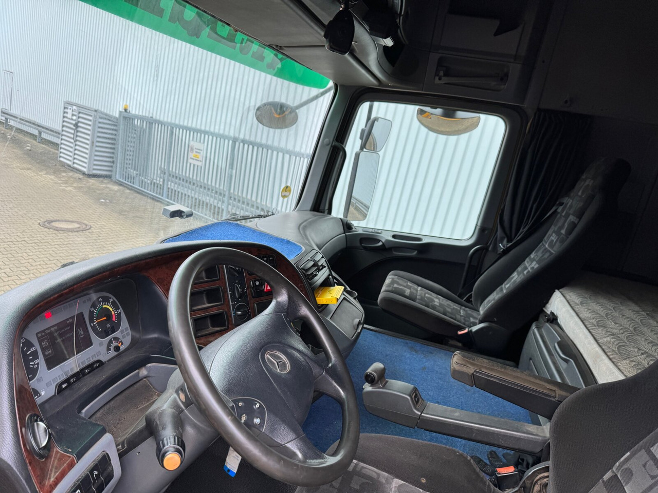 Mercedes-Benz Actros 2654 LS 6x4 Actros 2654 LS 6x4, Retarder, Hydraulik, 100T, V8-Motor - Vilkikas: foto 4 Mercedes-Benz Actros 2654 LS 6x4 Actros 2654 LS 6x4, Retarder, Hydraulik, 100T, V8-Motor - Vilkikas: foto 4