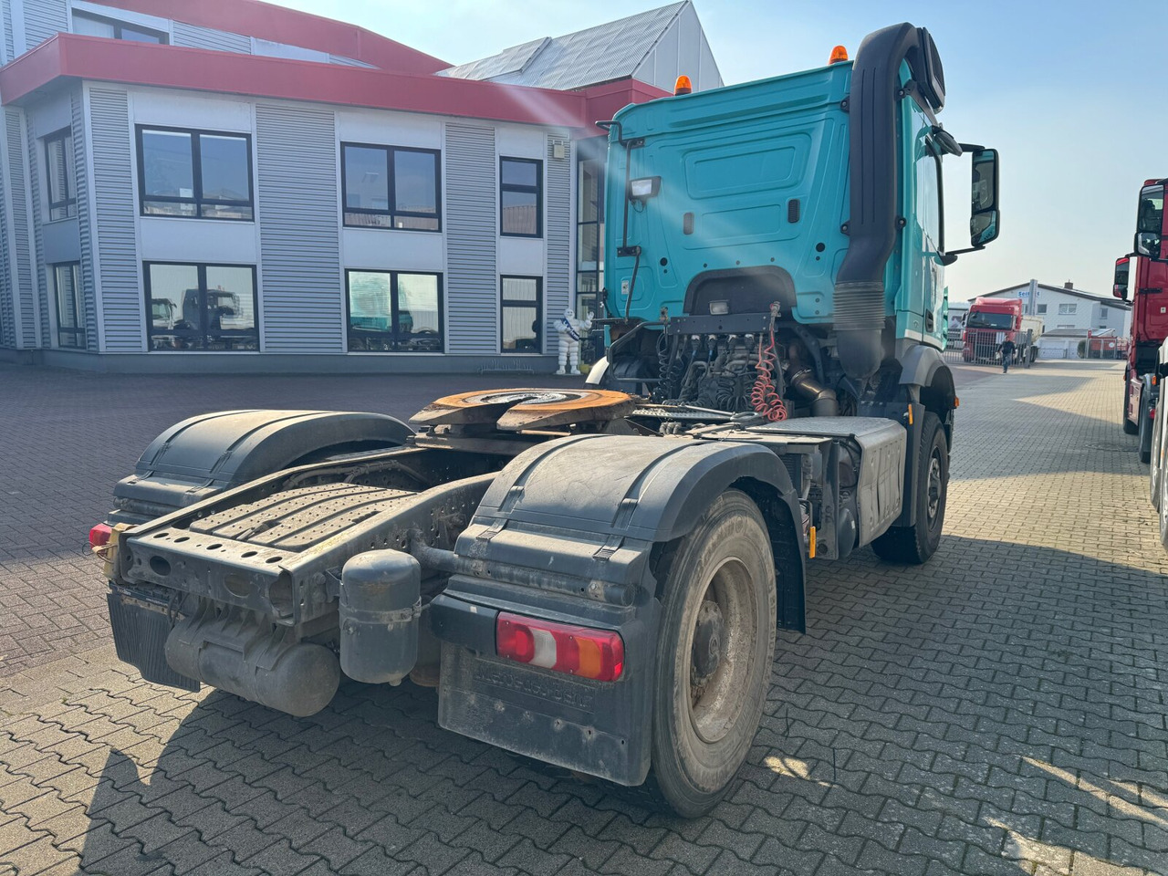 Mercedes-Benz Arocs 1842 LS 4x4 HAD Arocs 1842 LS 4x4 HAD, HydroDrive, Kipphydraulik - Vilkikas: foto 3 Mercedes-Benz Arocs 1842 LS 4x4 HAD Arocs 1842 LS 4x4 HAD, HydroDrive, Kipphydraulik - Vilkikas: foto 3