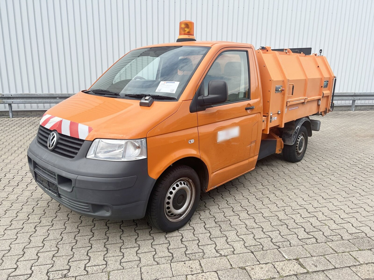 Volkswagen T5 1.9 TDI 4x2 Müllwagen T5 1.9 TDI 4x2, Hagemann Müllpreßaufbau ca. 3,4m³, Rechtslenker - Šiukšliavežis: foto 1 Volkswagen T5 1.9 TDI 4x2 Müllwagen T5 1.9 TDI 4x2, Hagemann Müllpreßaufbau ca. 3,4m³, Rechtslenker - Šiukšliavežis: foto 1